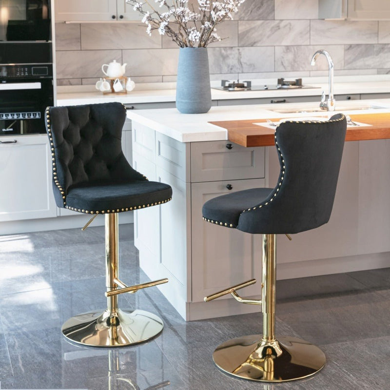 Furniture > Bar Stools & Chairs > Table & Bar Stools - 2x Height Adjustable Swivel Bar Stool Velvet Studs Barstool with Footrest and Golden Base - Black - Garden Yard