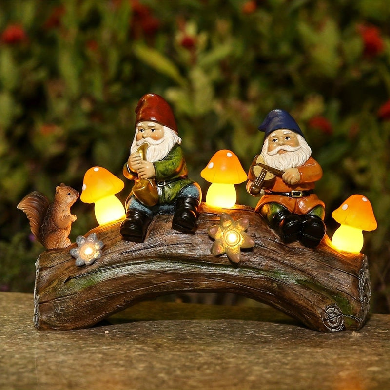 Home & Garden > Garden Lights > In - Ground Lights - Solar - Powered Garden Gnome Statue - LED Lighted Outdoor Resin Decoration - Garden Yard