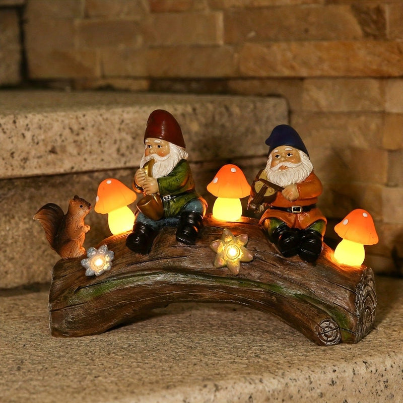 Home & Garden > Garden Lights > In - Ground Lights - Solar - Powered Garden Gnome Statue - LED Lighted Outdoor Resin Decoration - Garden Yard